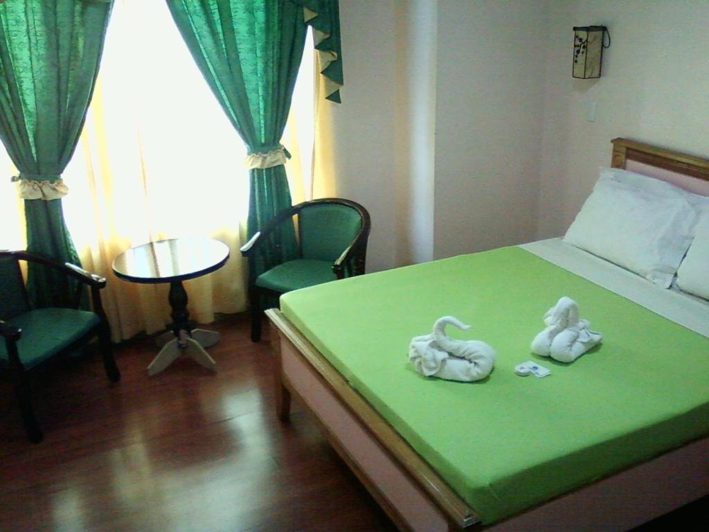 Oyo 765 Ibay Zion Hotel Baguio City Rum bild
