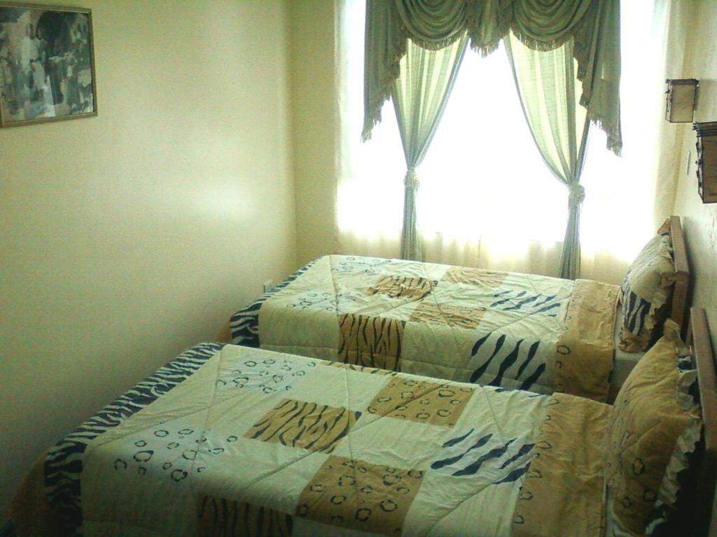 Oyo 765 Ibay Zion Hotel Baguio City Rum bild
